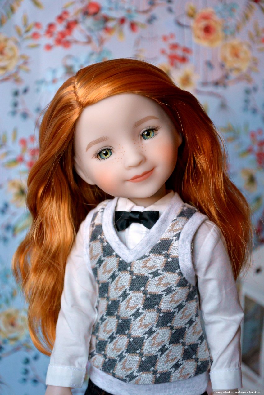 Смотрю на неё и пою: Александра, Александра