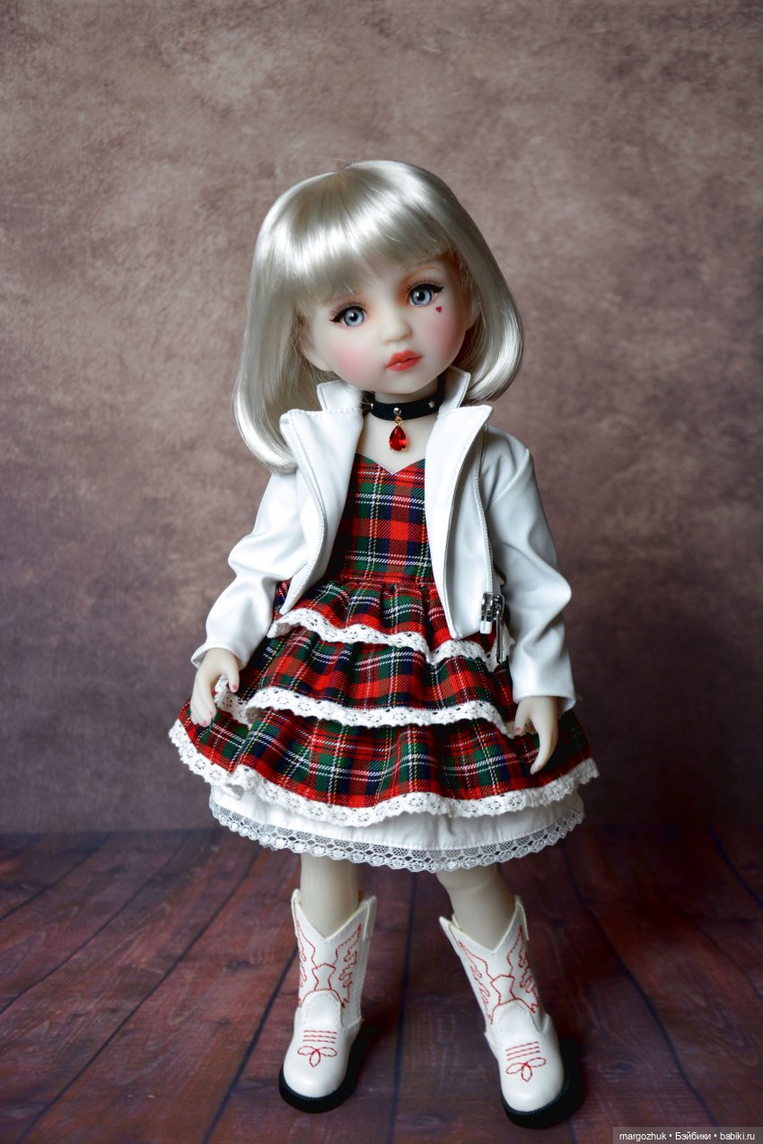 Сандра, которой всё идёт — Куклы Ruby Red (Руби Ред) Fashion Friends: Siblies (фото 6)