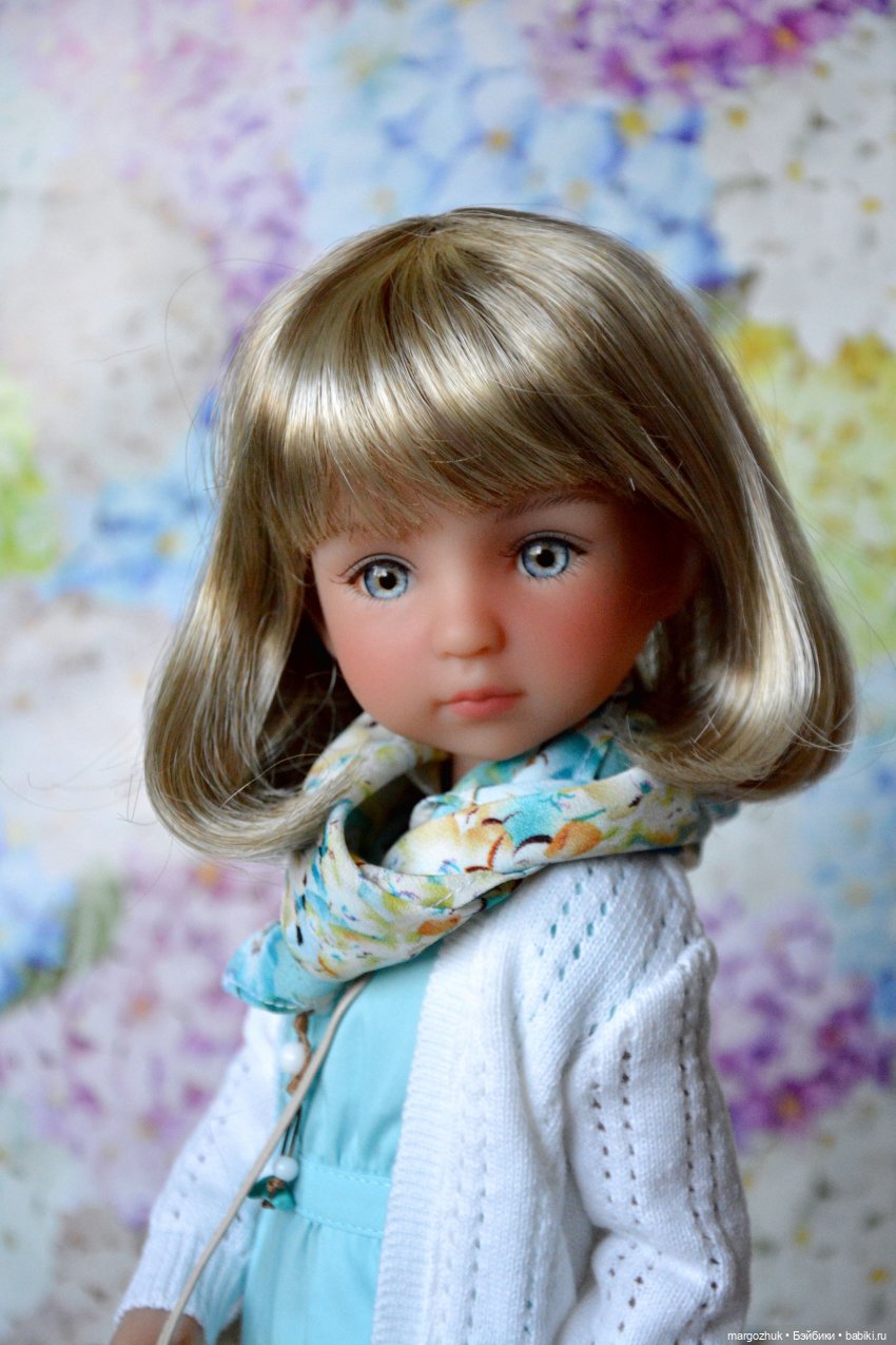 Марина с глазами небесного цвета