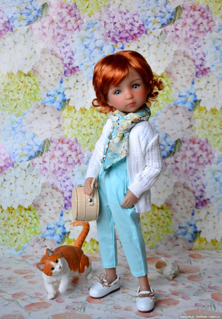 Марина с глазами небесного цвета