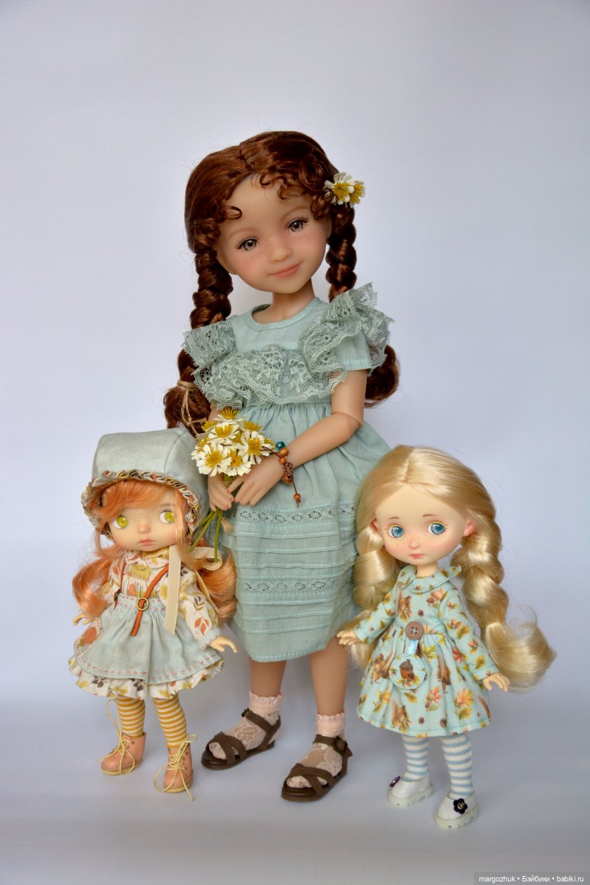 Полина - очарование и скромность