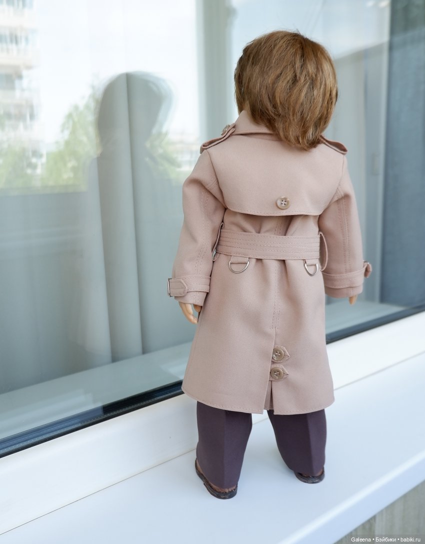 "Стойкий к дождю и туману, колючке и рыболовному крючку... ", или долгая дорога к тренчу