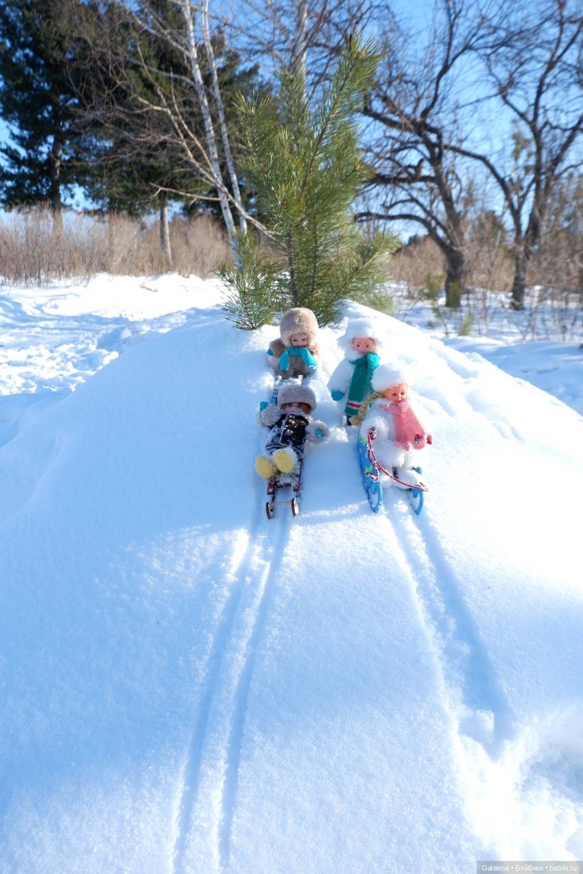 Пока зима от нас ещё не убежала