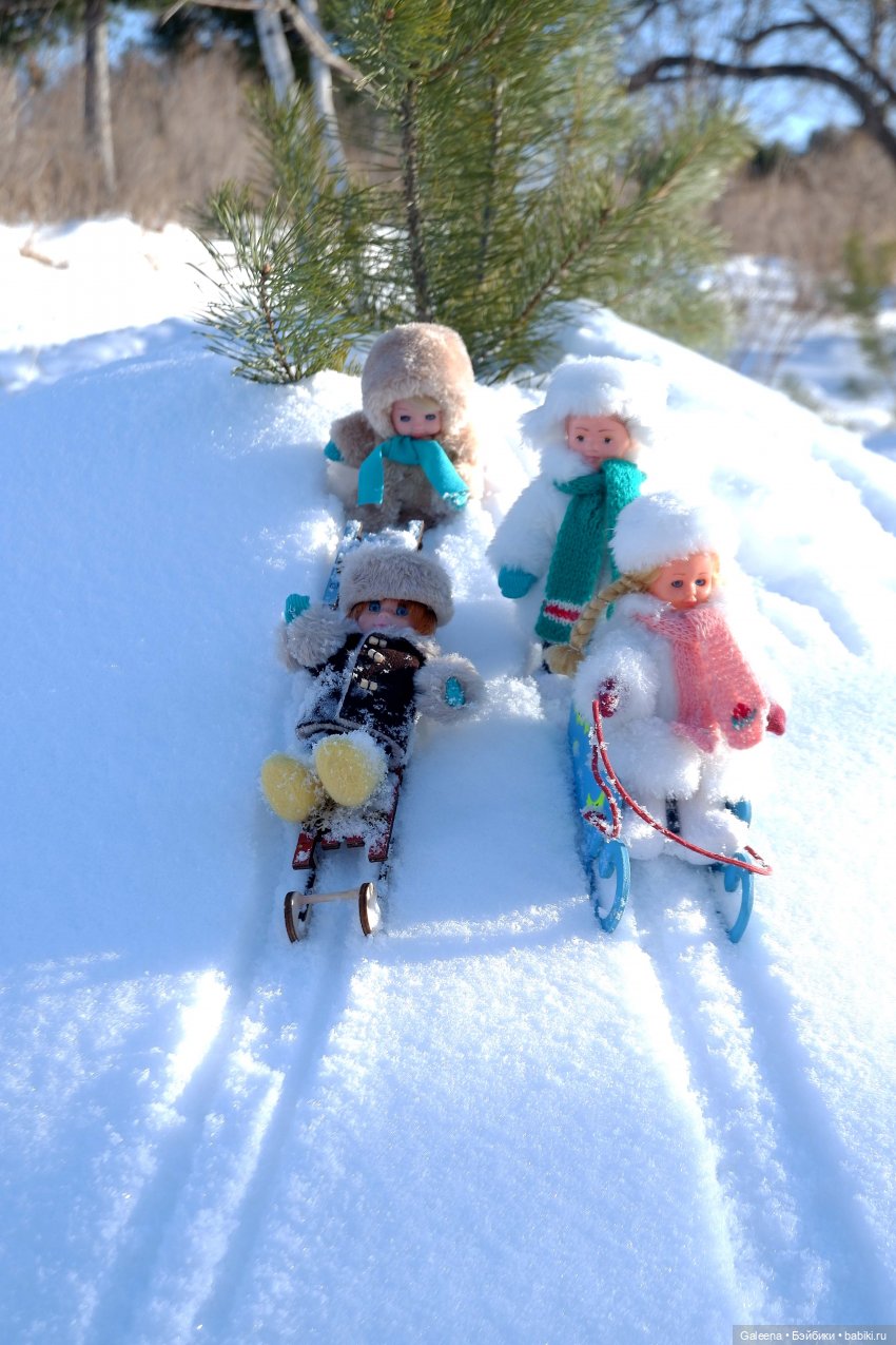 Пока зима от нас ещё не убежала