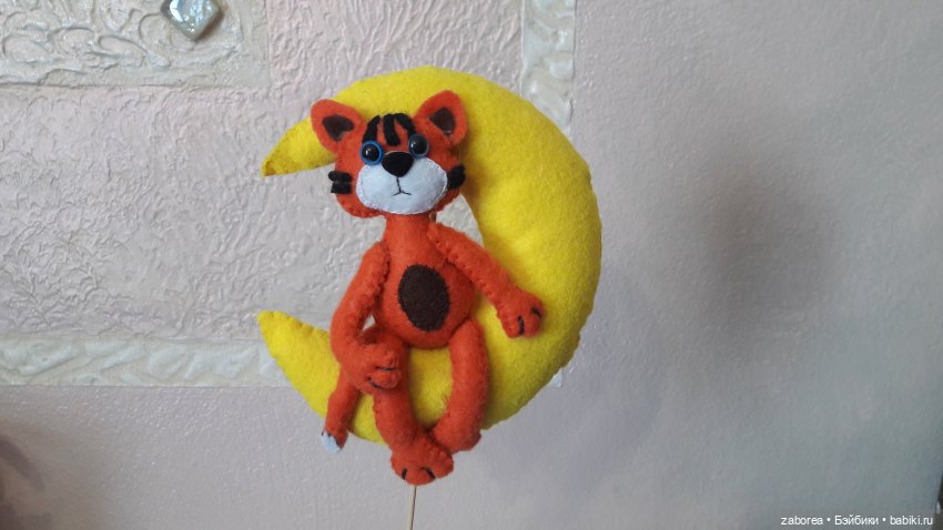 Игрушки из фетра для детского мобиля