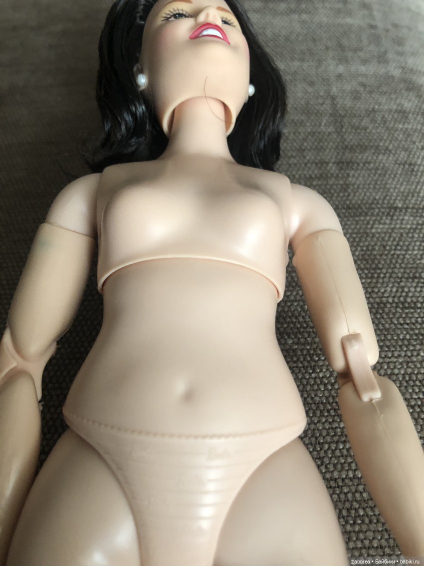 Мой вариант гибридизации нешарнирной пышки от Маттел (фото 6)