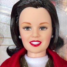 Мой вариант гибридизации нешарнирной пышки от Маттел