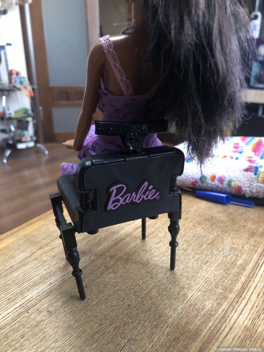 Нужны идеи! Или что можно сделать из инвалидного кресла Барби (фото 2)