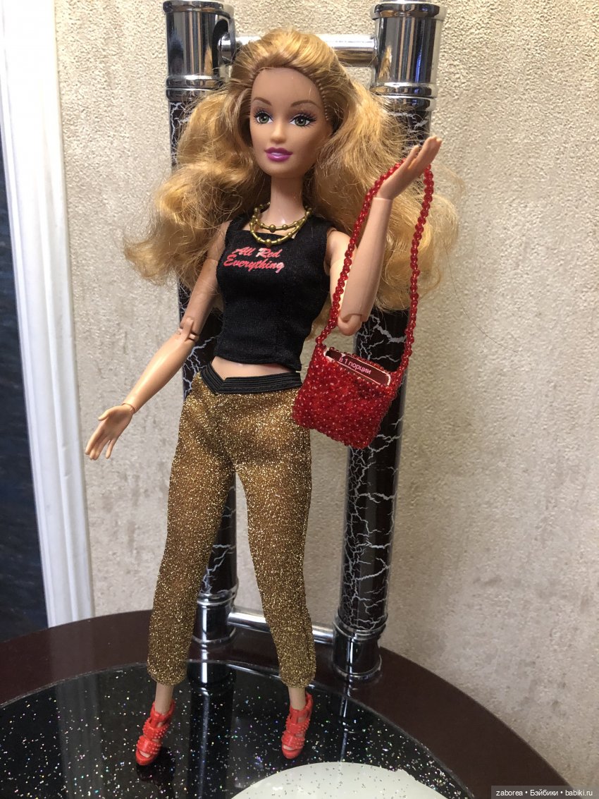 Сумочка из бисера для барби (фото 10)