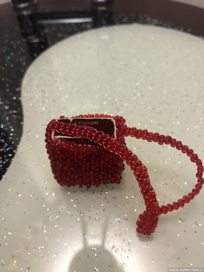 Сумочка из бисера для барби (фото 2)