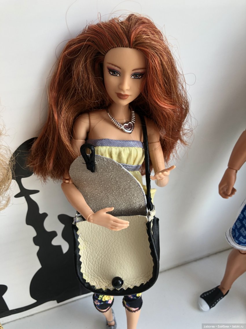 Сумочки для Барби — Авторские украшения и аксессуары для кукол: фото (фото 9)