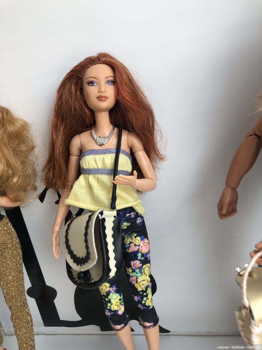 Сумочки для Барби — Авторские украшения и аксессуары для кукол: фото (фото 10)