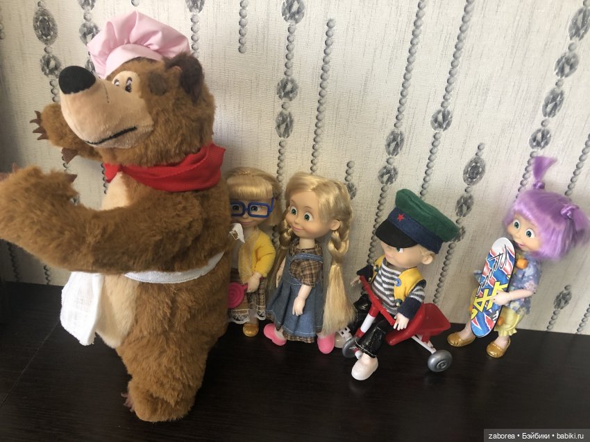 Историческая встреча. Маши и медведь