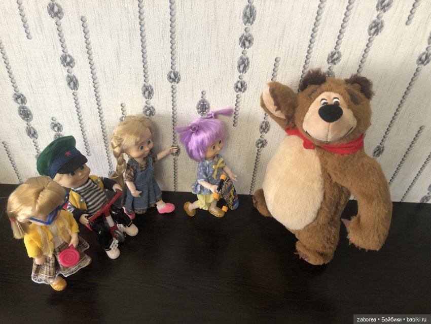 Историческая встреча. Маши и медведь