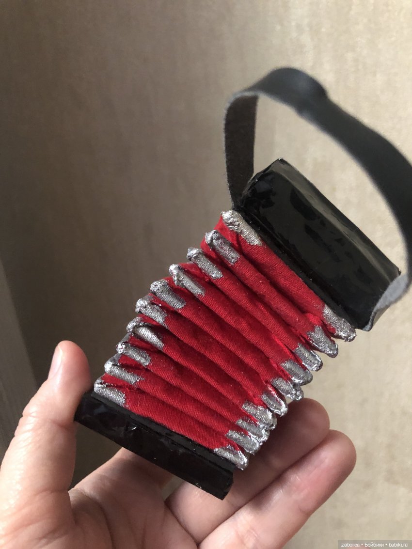 Пост про то, как я делала костюмы и антураж для проекта «Старые песни о главном»