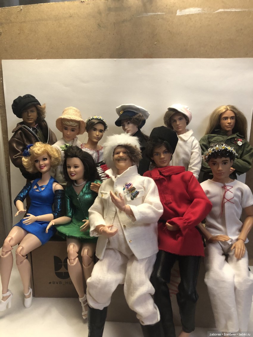 Пост про то, как я делала костюмы и антураж для проекта «Старые песни о главном»