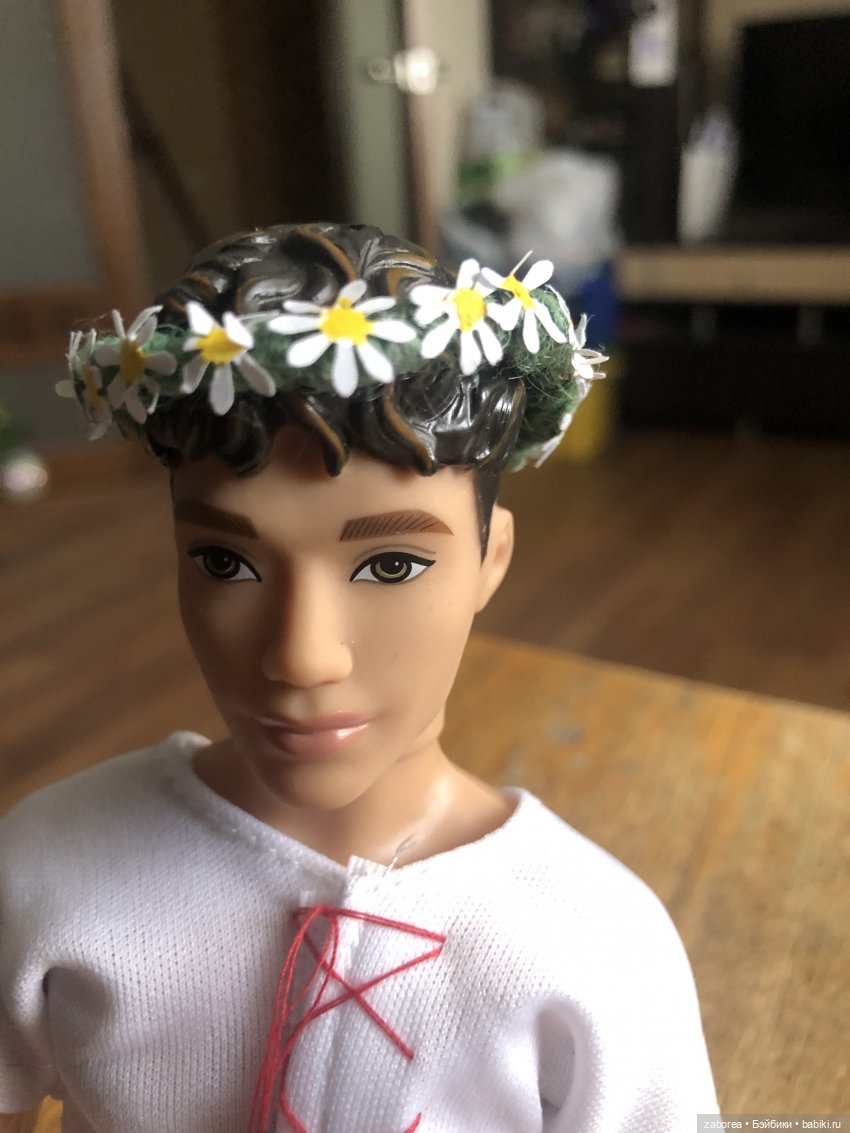 Пост про то, как я делала костюмы и антураж для проекта «Старые песни о главном»