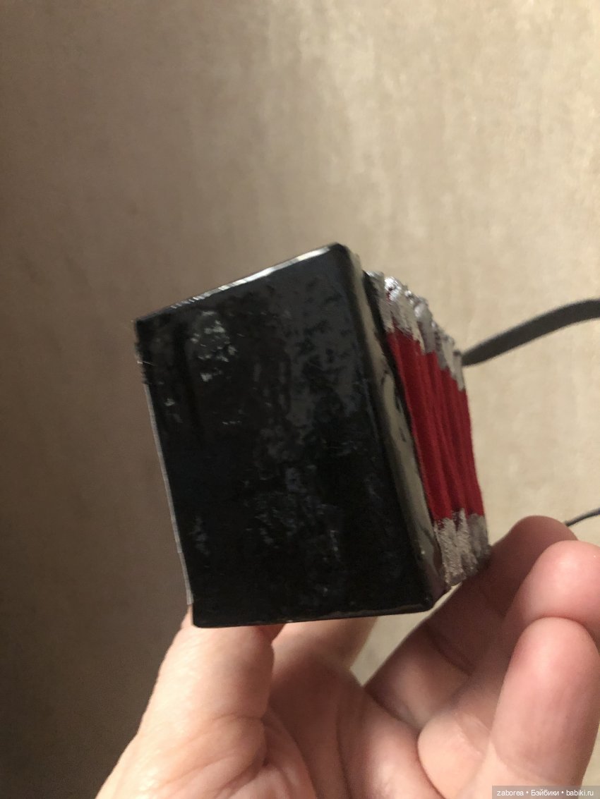 Пост про то, как я делала костюмы и антураж для проекта «Старые песни о главном»