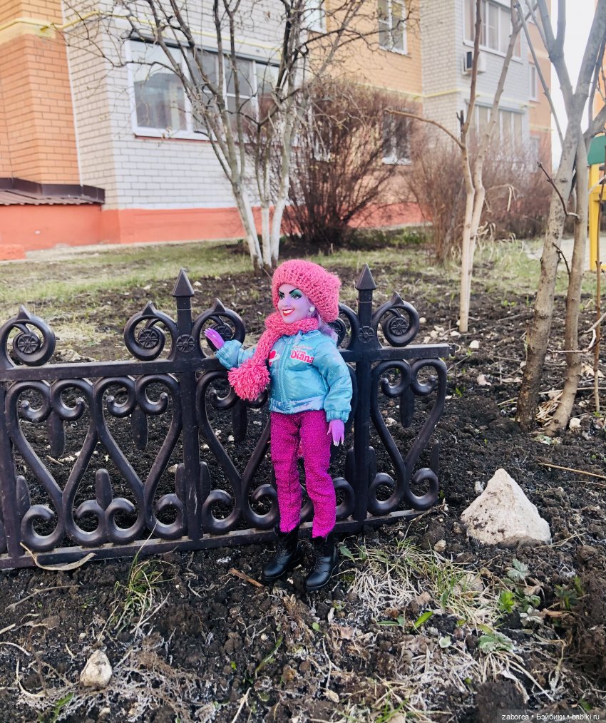 Маргарита Павловна изучает окрестности (фото 4)