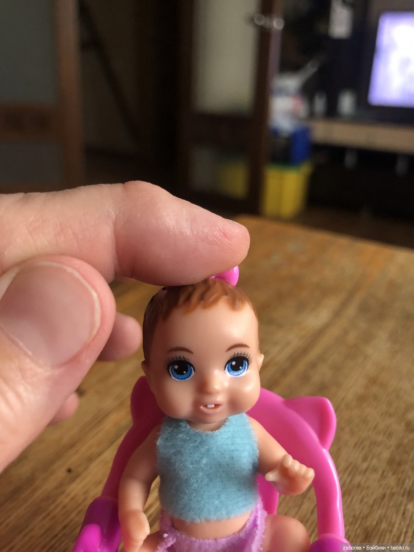 Малыши Barbie под присмотром (фото 3)