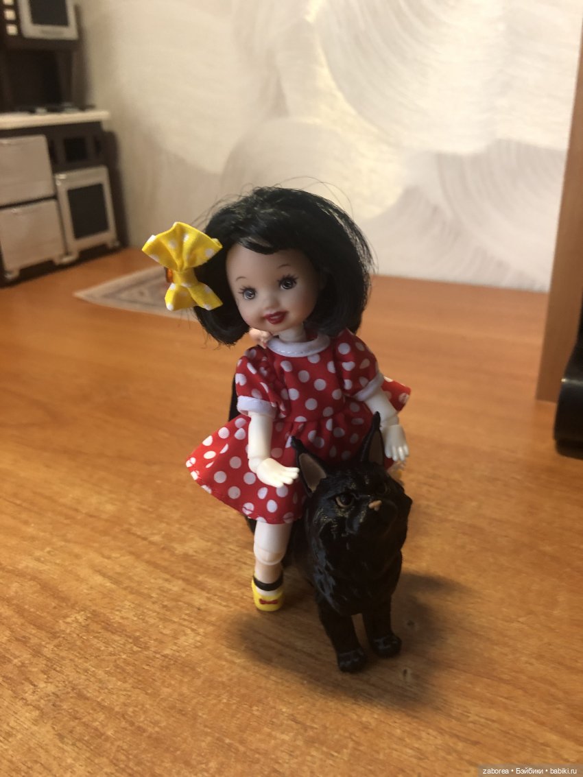 А у нас прибавление живности. Кот антистресс