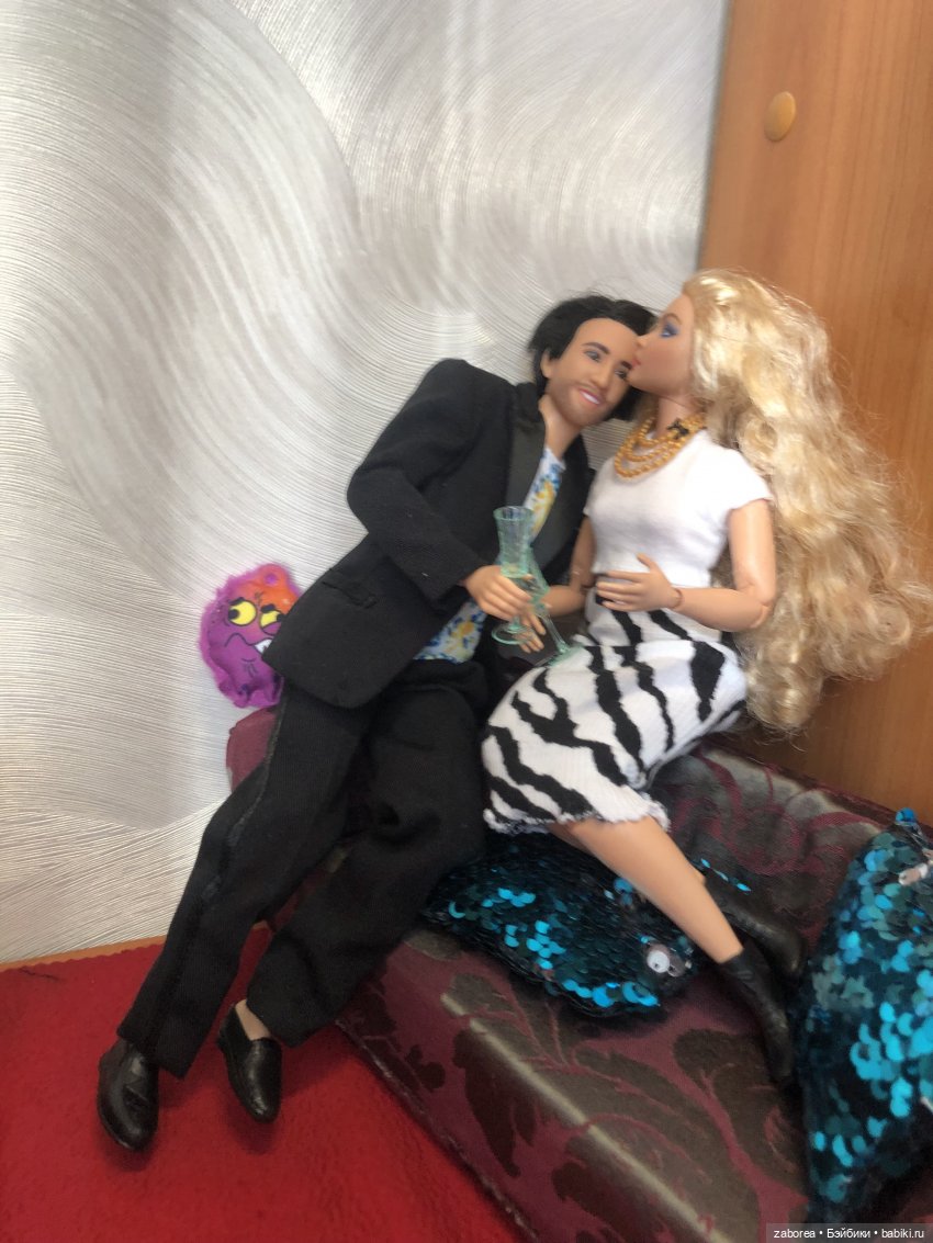 «Случайное» знакомство — Куклы Barbie (Барби): Looks