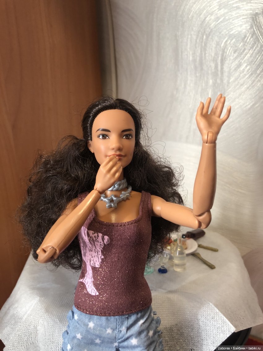 «Случайное» знакомство — Куклы Barbie (Барби): Looks