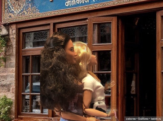 «Случайное» знакомство — Куклы Barbie (Барби): Looks (фото 2)