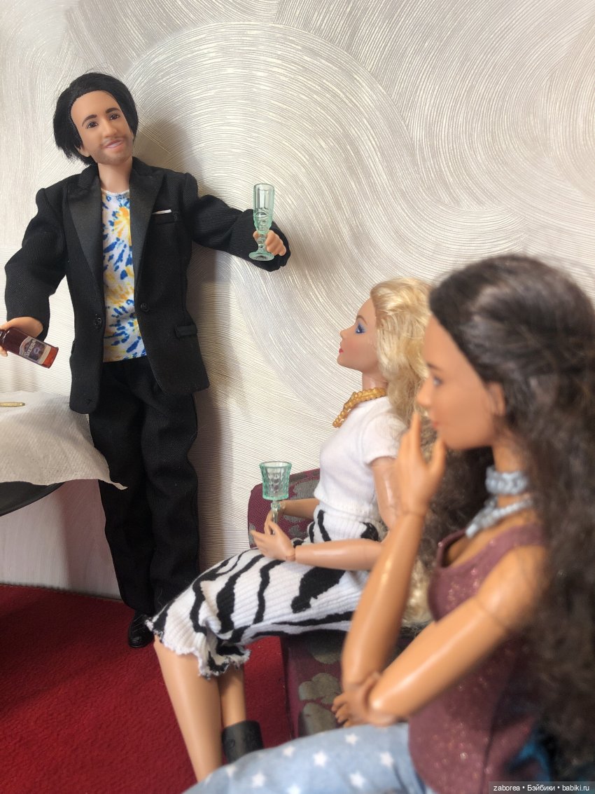 «Случайное» знакомство — Куклы Barbie (Барби): Looks