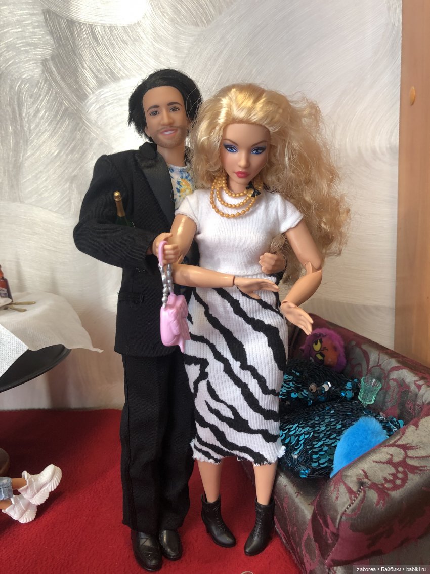 «Случайное» знакомство — Куклы Barbie (Барби): Looks