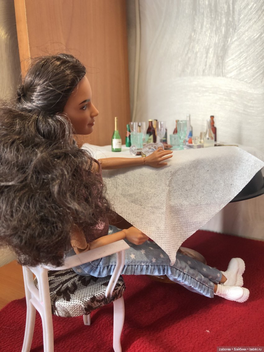 «Случайное» знакомство — Куклы Barbie (Барби): Looks