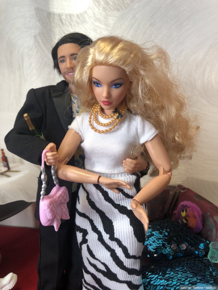 «Случайное» знакомство — Куклы Barbie (Барби): Looks