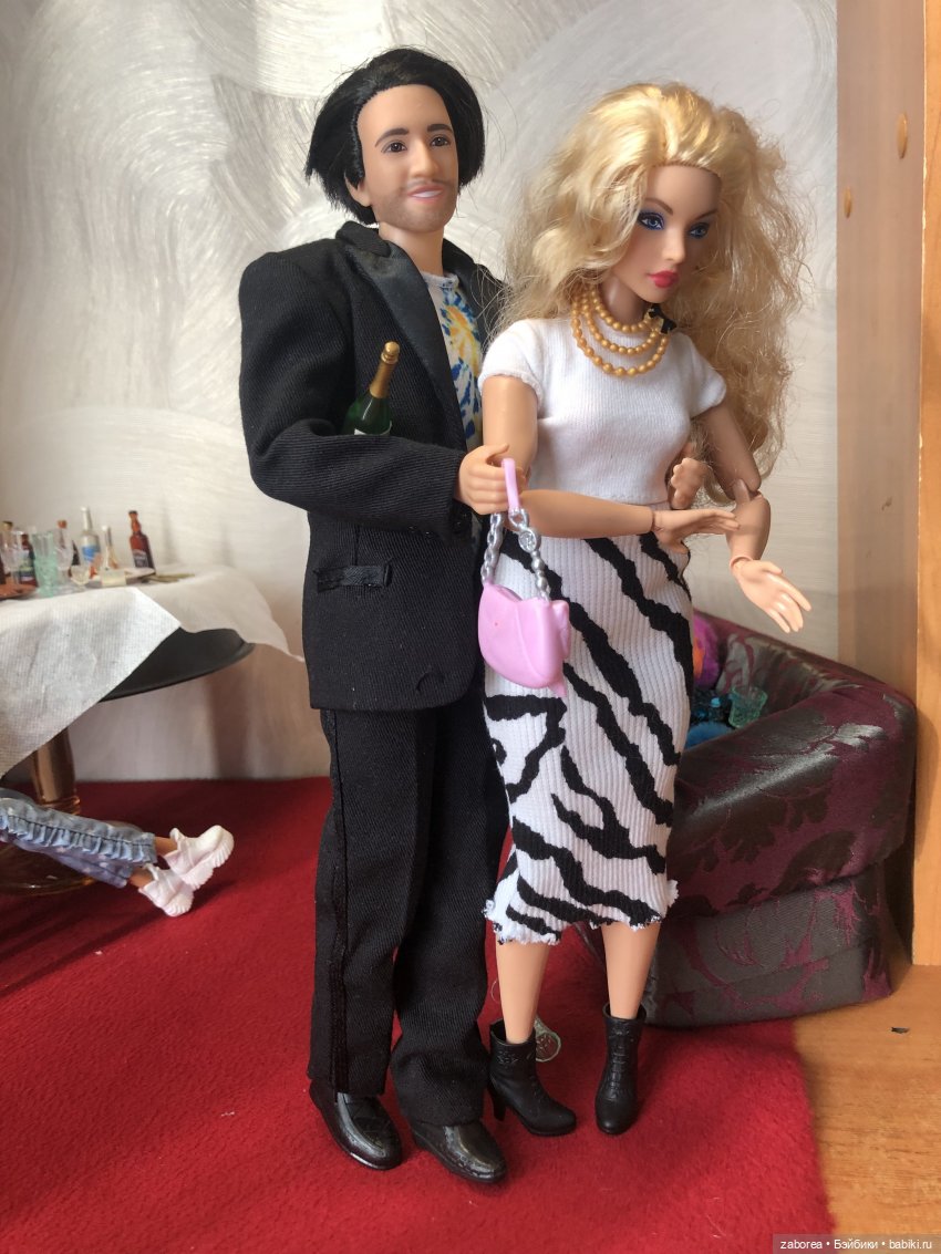 «Случайное» знакомство — Куклы Barbie (Барби): Looks