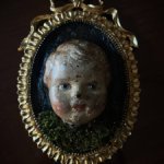 Антикварная голова в раме