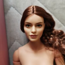 Продам барышню Worldbox AT201 tan skin