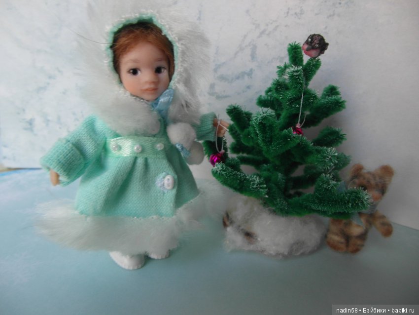 Даша и Волшебный фонарь — Авторские игрушки из разных материалов: синельная проволока (фото 2)