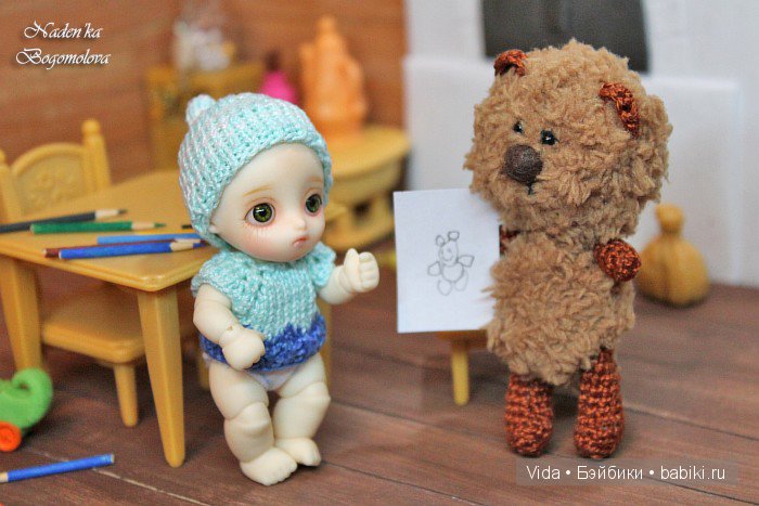 Микки рисует (Brownie Small Comfort, Hujoo Baby)