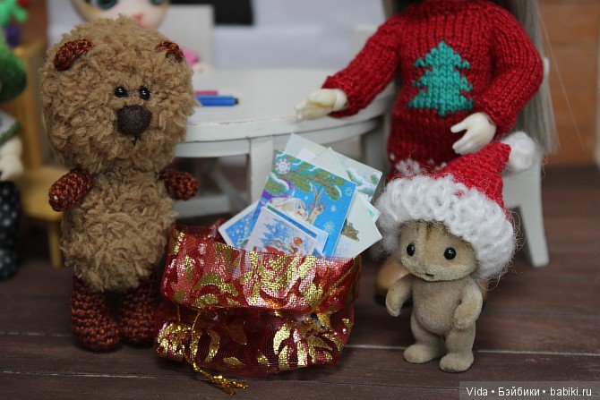 Новогодние открытки. Hujoo Baby, Felix (Brownie) Small Comfort