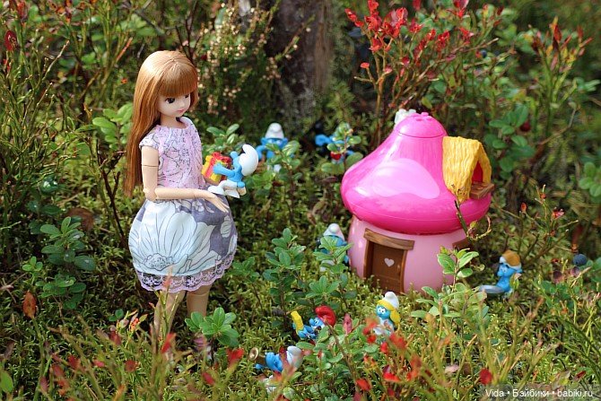 В гостях у Смурфиков — Куклы Takara Tomy (Такара): Licca (Ликка) (фото 8)