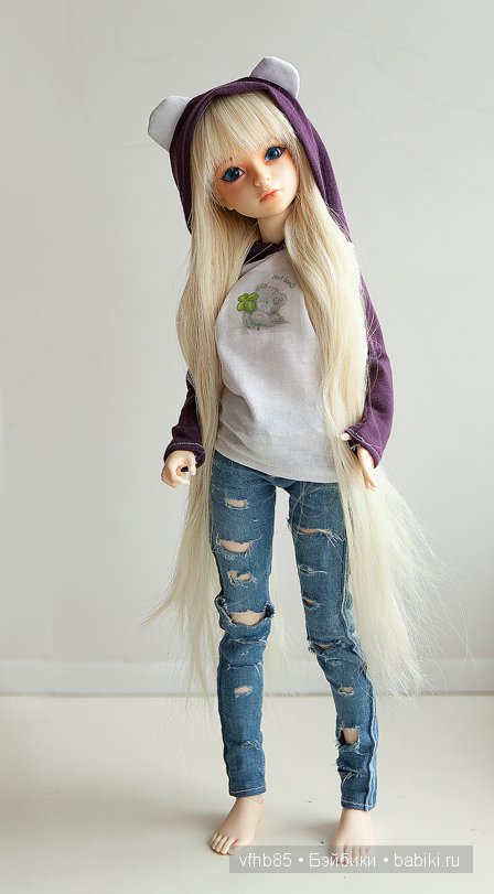 Здравствуйте! Я шью одежду для кукол бжд размером 1/4 и 1/8. А так же мишек тедди. Еще создаю самих мишек тедди =)) (фото 9)