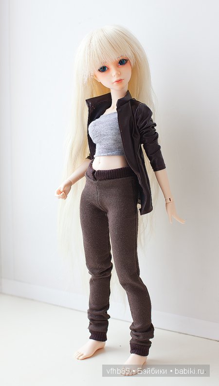 Как мы с Хлоей шили одежку для другой девочки =))