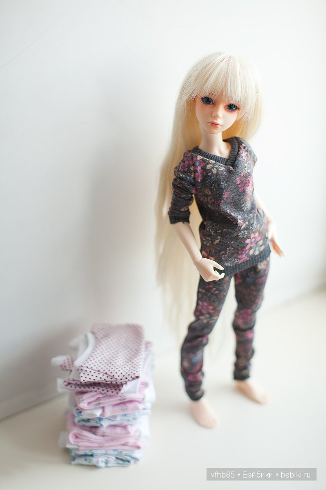 Попросила Хлою примерить одежку (фото 6)