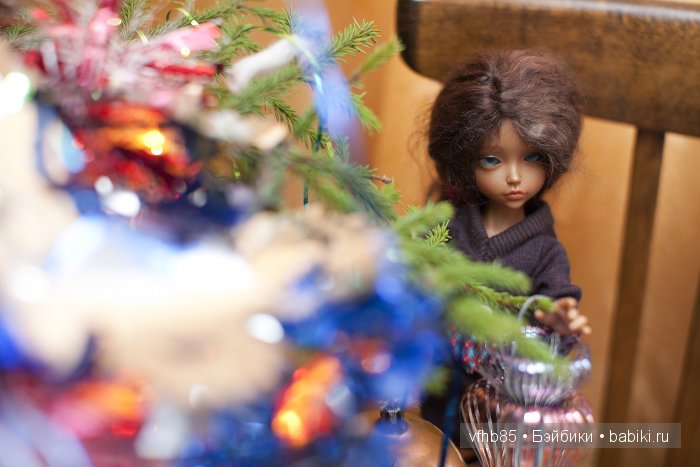 Как сестренки украшали ёлку