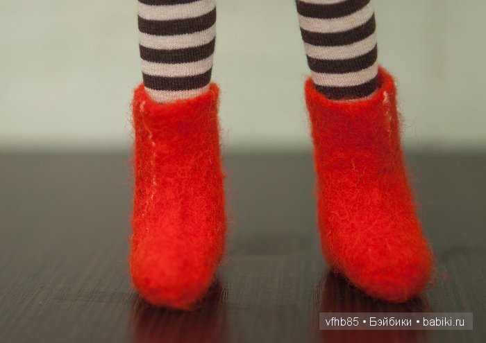 Валенки и тапочки из шерсти на зиму