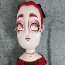 Вампирша Мари, авторская текстильная кукла