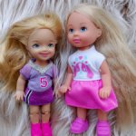 Две куклы в родной одежде вместе: Келли и Еви