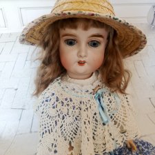 Красавица с глазами оленёнка.