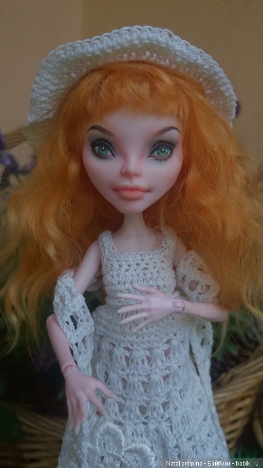 Алиса — ООАК Monster High и Ever After High: репейнт
