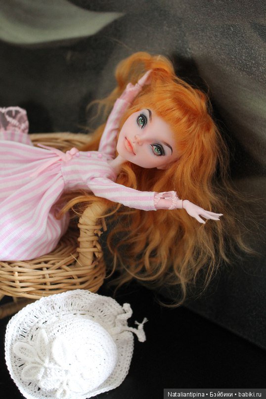 Алиса — ООАК Monster High и Ever After High: репейнт
