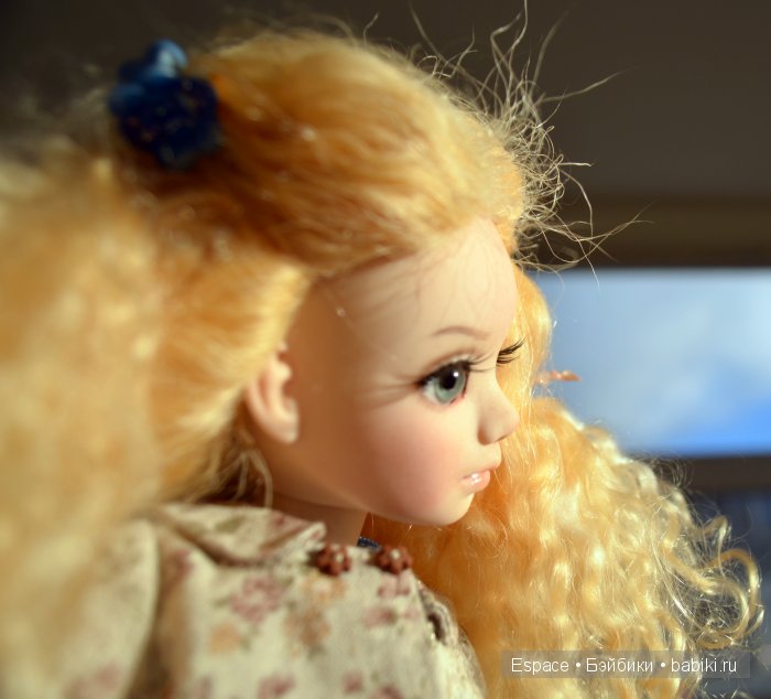 Настуся - вполне такая серьезная девочка BJD (фото 3)